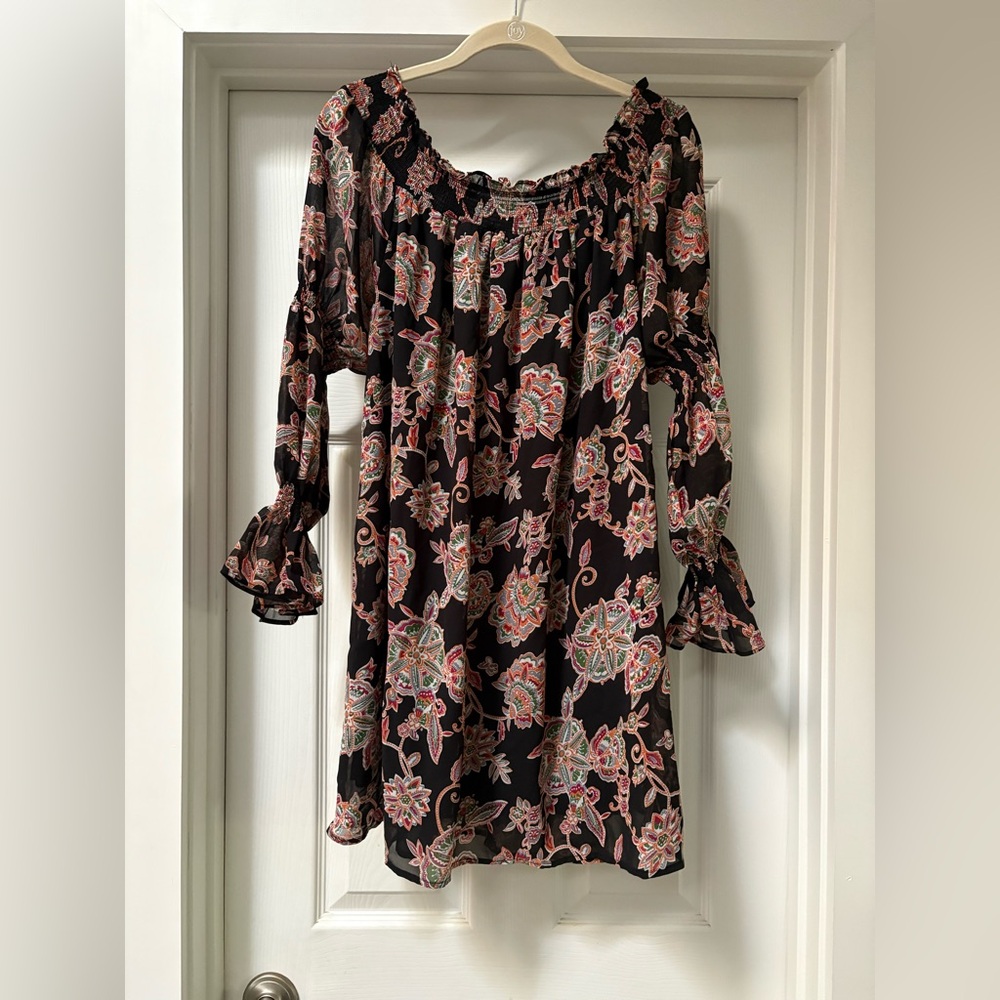 Entro Floral Mini Dress with Ruffled Sleeves